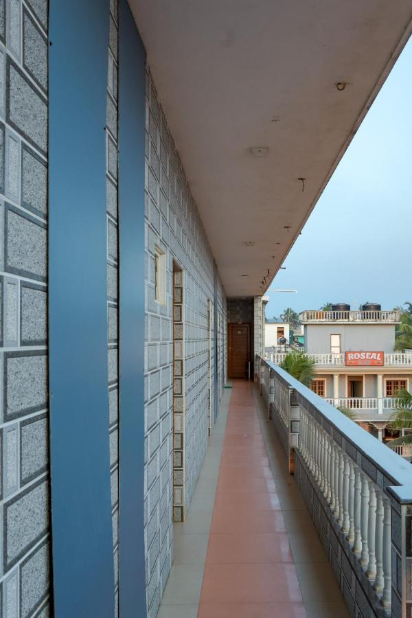 Larios Beach Holidays Resort Baga Esterno foto