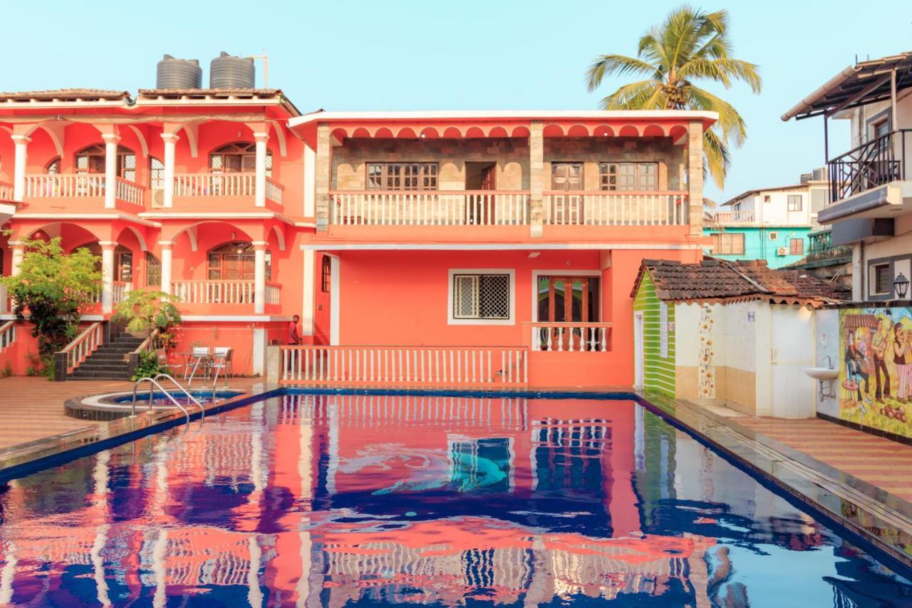 Larios Beach Holidays Resort Baga Esterno foto