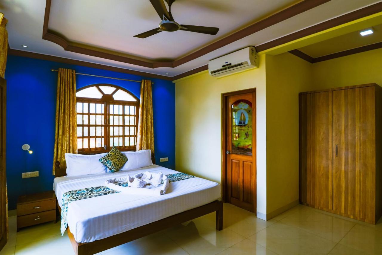 Larios Beach Holidays Resort Baga Esterno foto