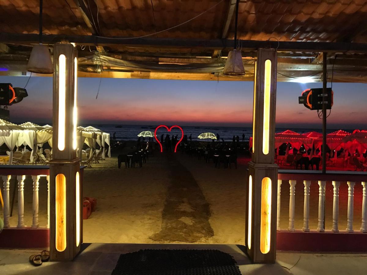 Larios Beach Holidays Resort Baga Esterno foto