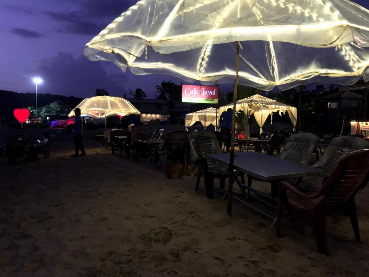 Larios Beach Holidays Resort Baga Esterno foto