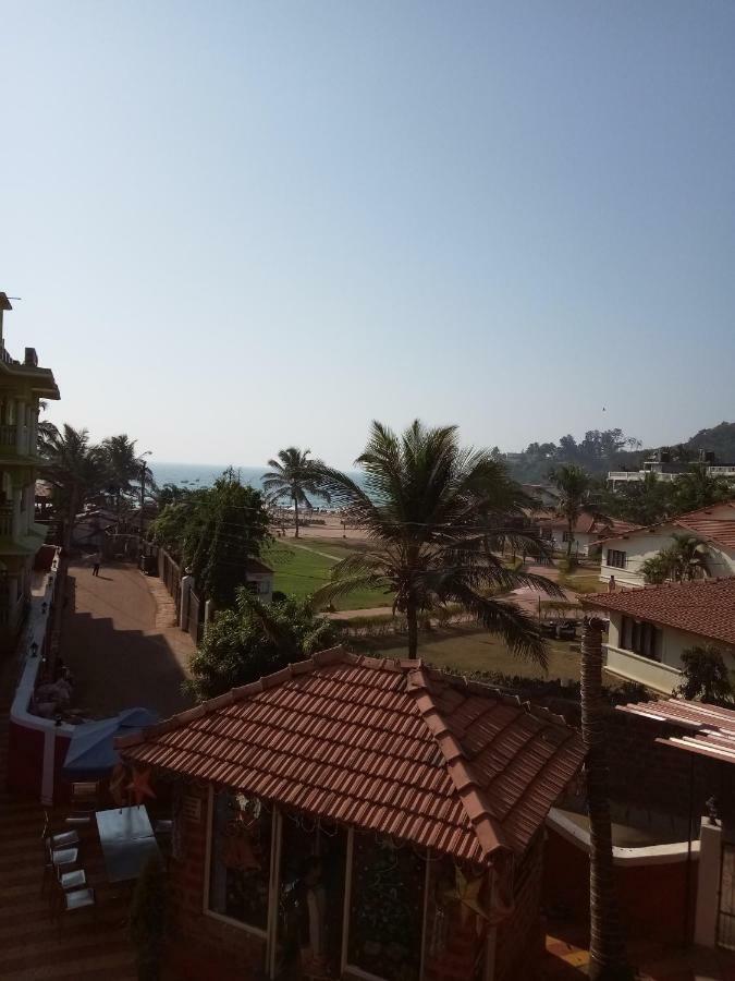 Larios Beach Holidays Resort Baga Esterno foto